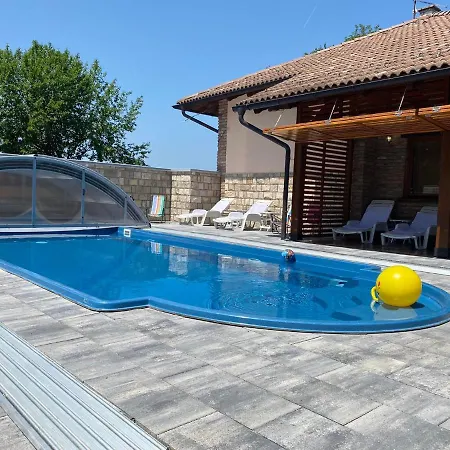 Vikendica Atos Nyaraló *